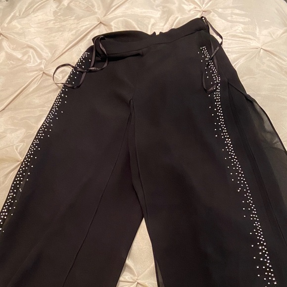 Chiffon overlay pants - Picture 1 of 8